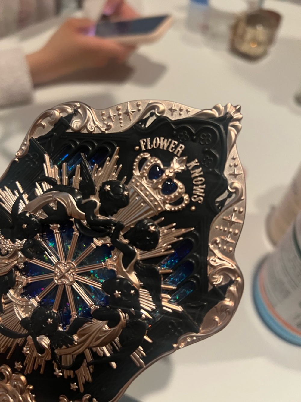 Little Angel Vintage-Style Hand Mirror in Rose Gold and Black - Picture 2 of 3